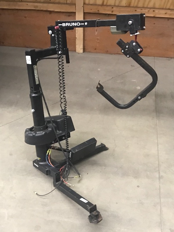 Bruno Commercial 12Volt Wheelchair ...