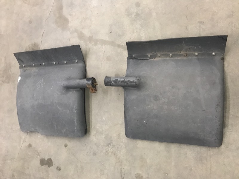 Set Of Plastic Truck Fenders (No Mo...