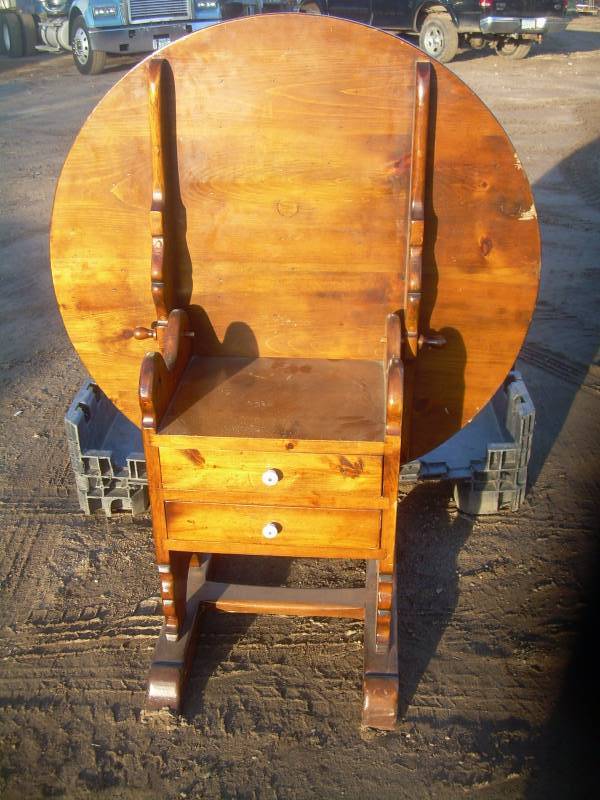 ANTIQUE CABNET THAT TURNS INTO A TABLE