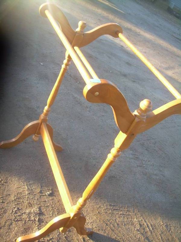 VINTAGE WOODEN CLOTHS RACK