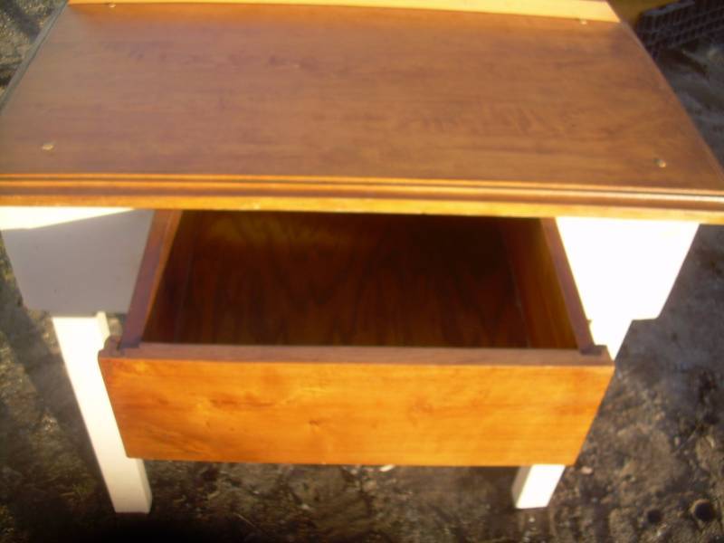 VINTAGE DESK