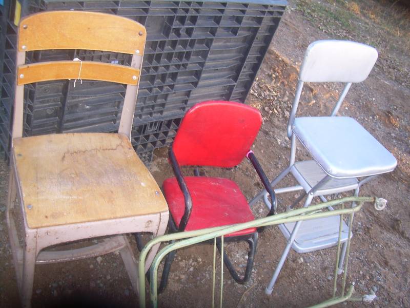 2 ANTIQUE CHAIRS 1 HIGH CHAIR