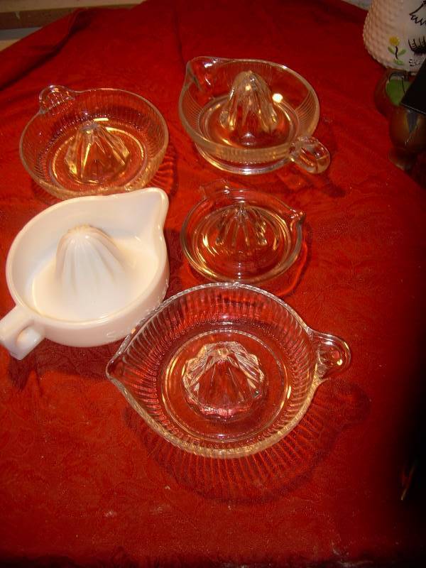 5 COLLECTIBLE JUICERS