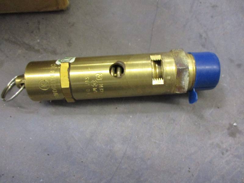 3/4 Kingston Valve FASTENAL CLEARANCE OUTLETAUCTION 28 KBID