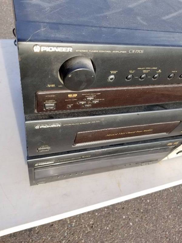 lot 5 image: Pioneer Receiver, CD Changer & Amplifier. Klinger programmable stepping motor controller and driver