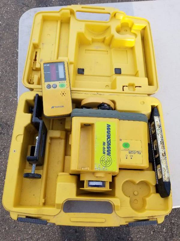 lot 8 image: Topcon Transit Rotating Laser
