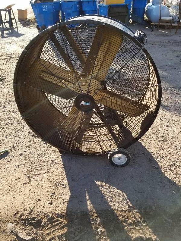 lot 42 image: Huge Fan Approximately 46in tall