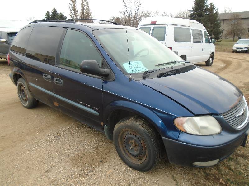2001 Chrysler Voyeger