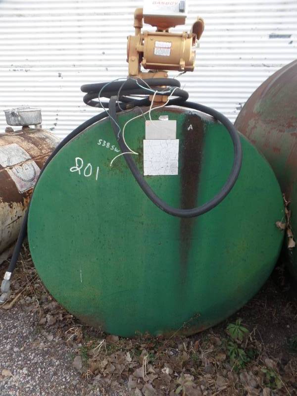 500 GALLON HOLDING TANK