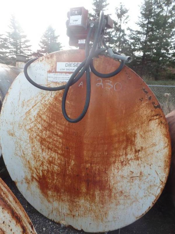 1000 GALLON HOLDING TANK