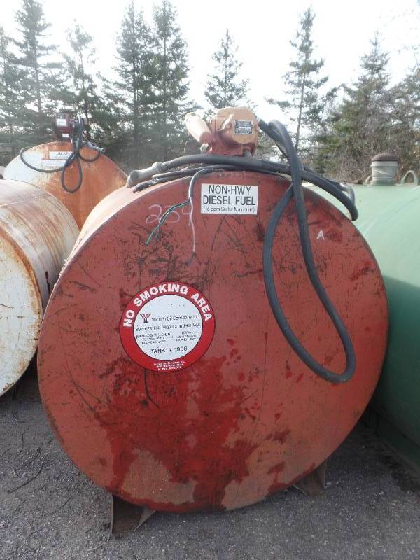 500 GALLON HOLDING TANK
