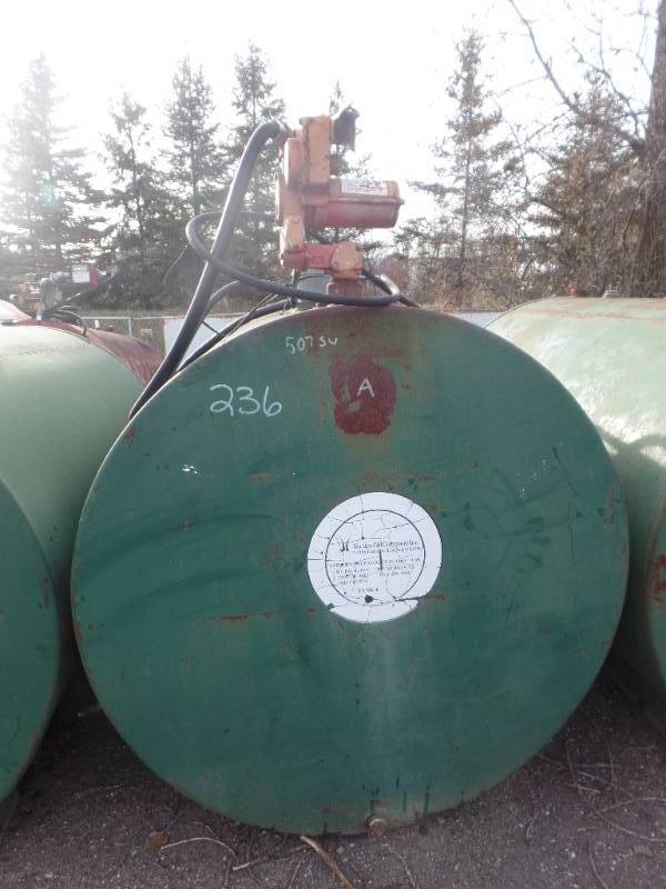 500 GALLON HOLDING TANK