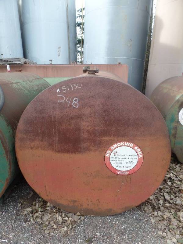 500 GALLON HOLDING TANK