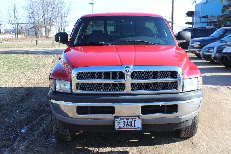 1999 Dodge Ram 4x4 - 163,657 Miles -