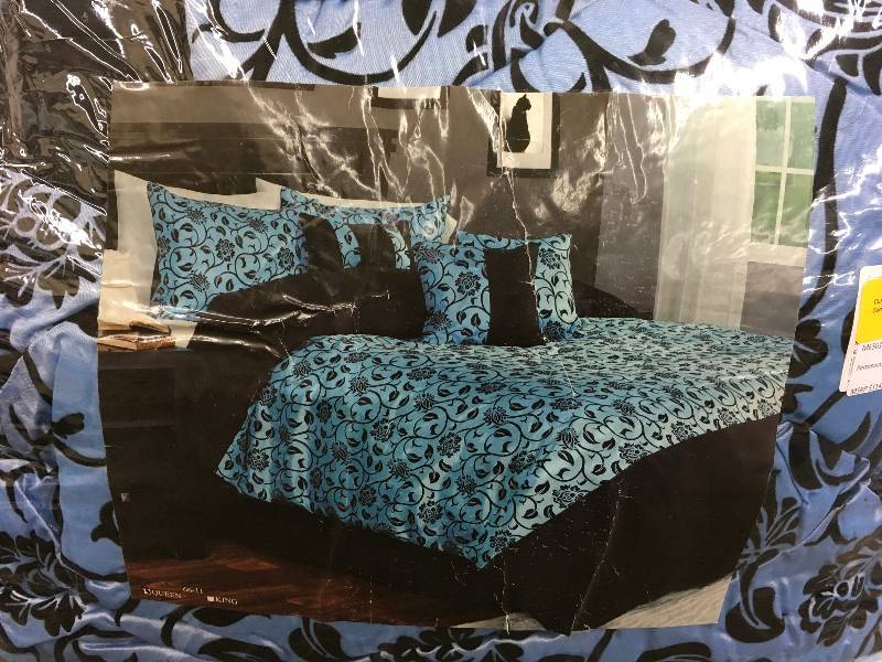 Portsmouth Home 7 Piece Victor Blue Queen, MSRP $114.99
