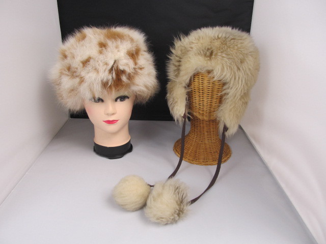 lot 34 image: 2 Vintage Real Fur Ladies Winter Hats