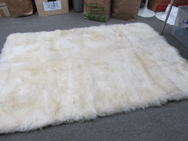 lot 106 image: High End Handmade THICK Sheepskin Wool Rug