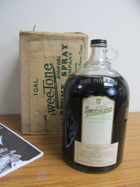 lot 120 image: Original 1920s Swee-Tone Gallon Perfume Bottle w Interesting MN History