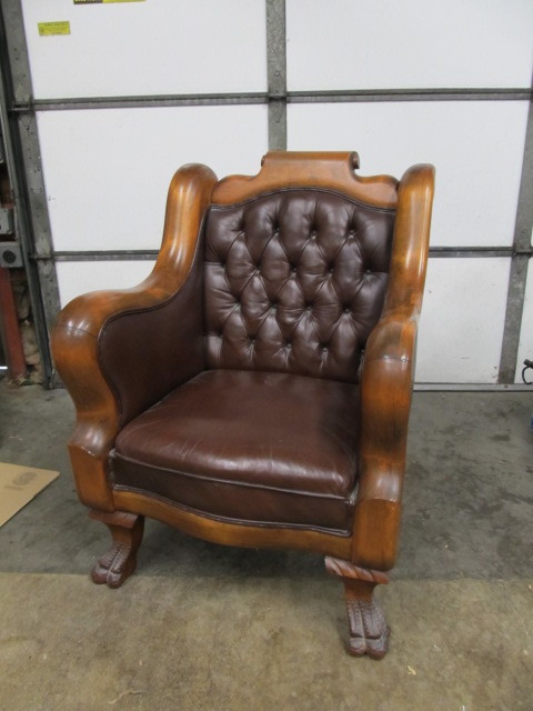 lot 30 image: LARGE Vintage Tufted Leather CLAW FOOT Club Chair