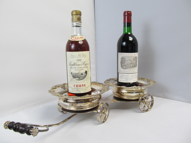 lot 135 image: Orig 1920s WineBottle Coaster Trolley