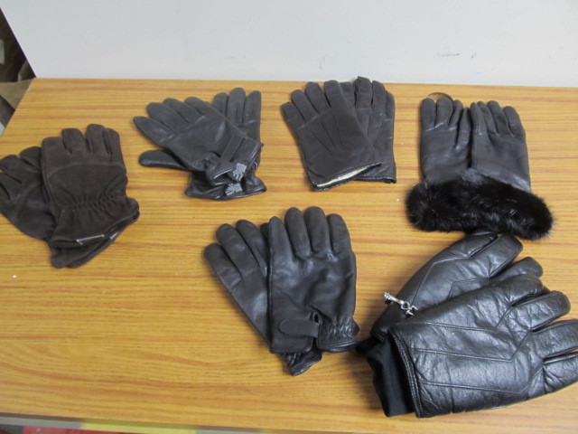 lot 152 image: 6 Pairs of MensWomens Leather Gloves