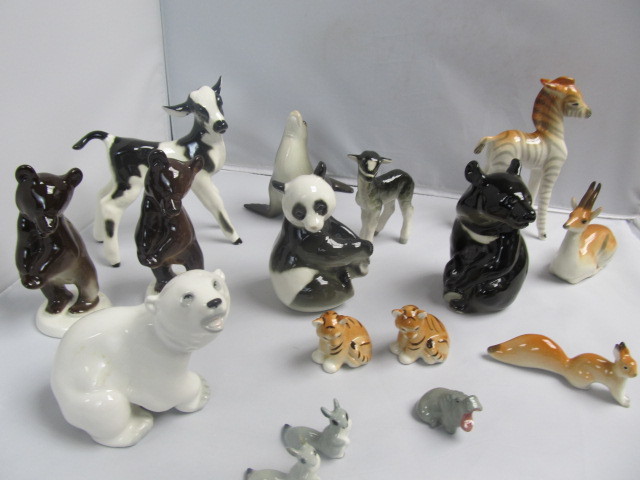 lot 56 image: Collection of Vintage USSR Lomonov Porcelain Animals