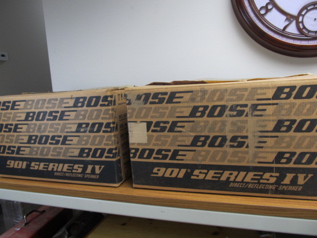 lot 169 image: PAIR of BOSE 901 Speakers - Series IV