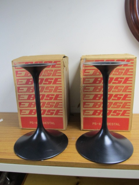 lot 171 image: Pair of BOSE 901 Speaker Stands