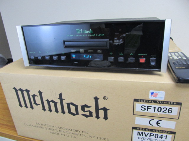 lot 174 image: McIntosh MVP841 DVD & CD Player