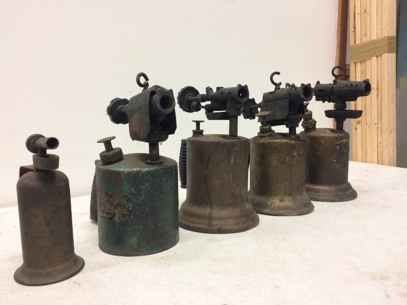 lot 92 image: Lot of 5 VintageAntique Blowtorches
