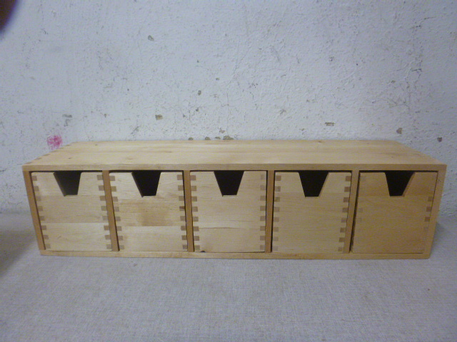 lot 6 image: Under Cabinet 5 Hole Storage Shelf