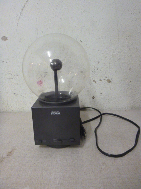 lot 7 image: Eye of the Storm Lighting Lamp