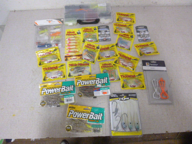 lot 38 image: Miscellaneous Fishing Tackle
