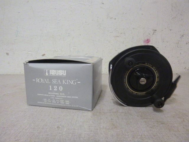 lot 40 image: Isusu Royal Sea King 120 Fishing Reel