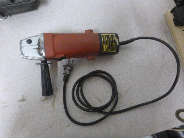 lot 45 image: Tool Shop 4 12 Angle Grinder