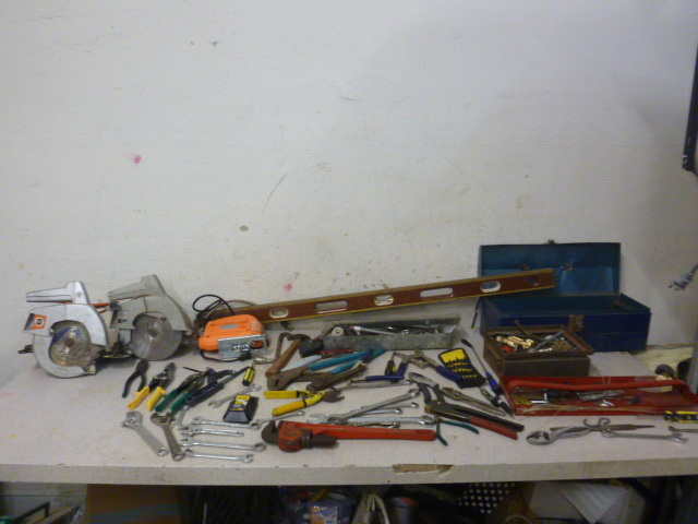 lot 51 image: Miscellaneous Tools