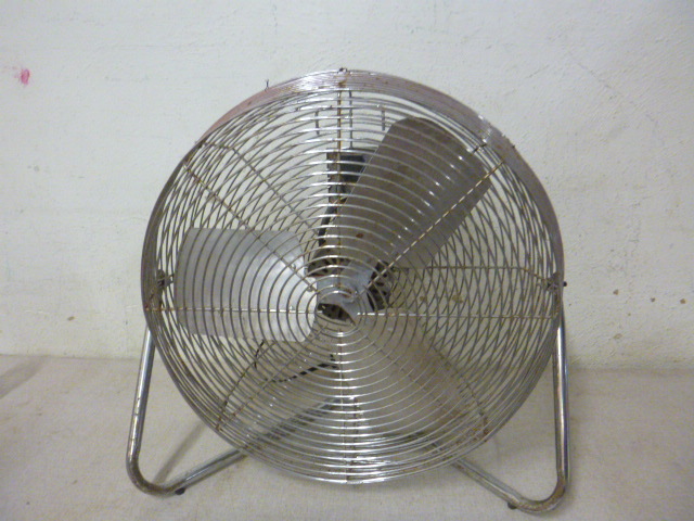 lot 97 image: Pathon High Velocity Floor Fan