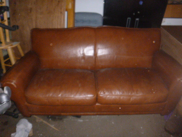 lot 121 image: Old Leather Couch