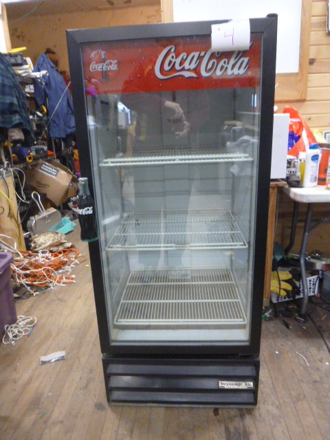 lot 4 image: Coca-Cola Cooler