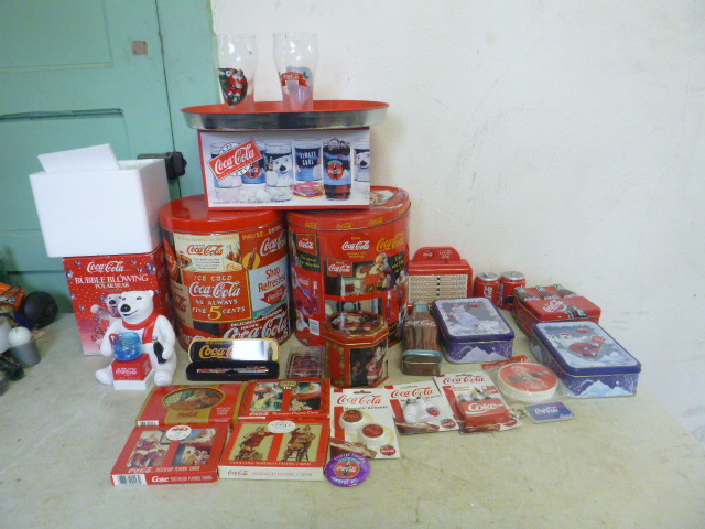 lot 128 image: Lot of Coca-Cola Memorabilia