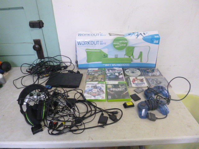 lot 137 image: Electronic Gaming Toys