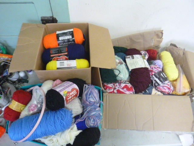 lot 151 image: Lot of Miscellaneous Yarn