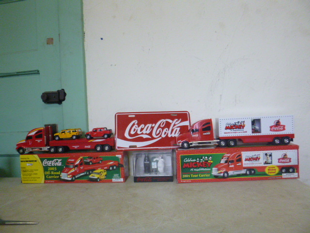 lot 162 image: Coca-Cola Collector Trucks