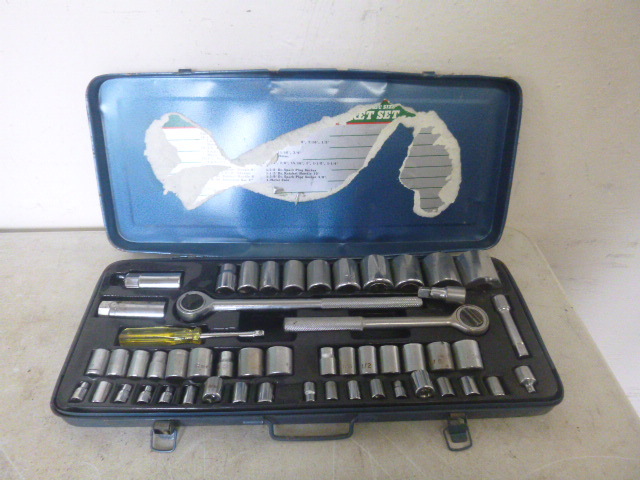 lot 179 image: Socket Set