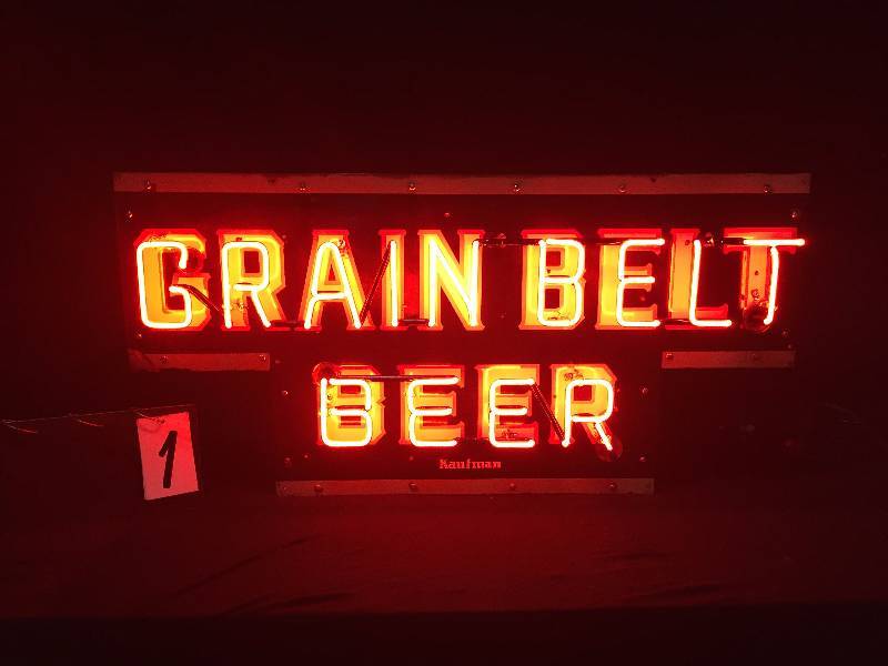lot 1 image: Original Grain Belt porcelain neon sign