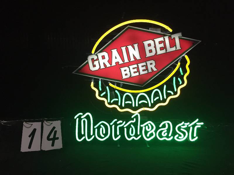 lot 14 image: Grain Belt Nordeast neon