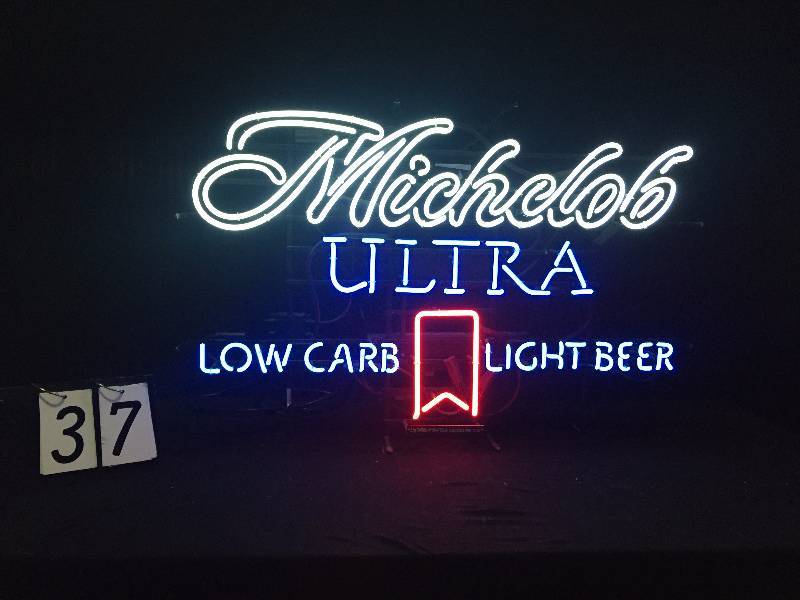 lot 37 image: Michelob Ultra neon