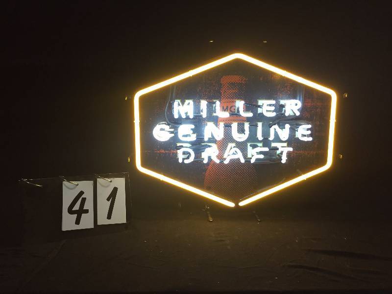lot 41 image: Miller Genuine Draft neon