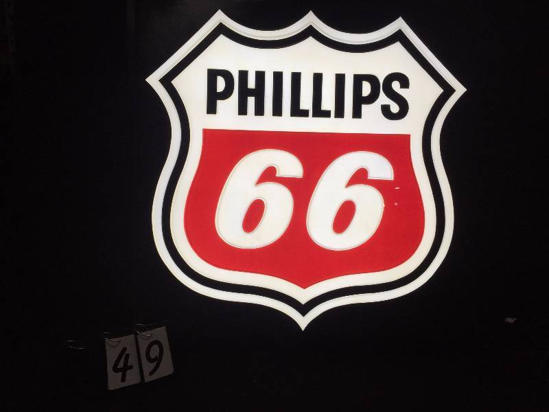 lot 49 image: Phillips 66 light up sign