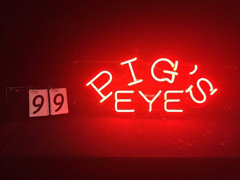 lot 99 image: RARE Pigs Eye neon